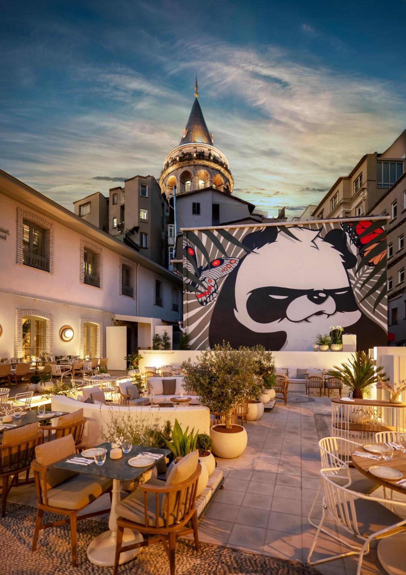 Ecole St. Pierre Hotel اسطنبول المظهر الخارجي الصورة