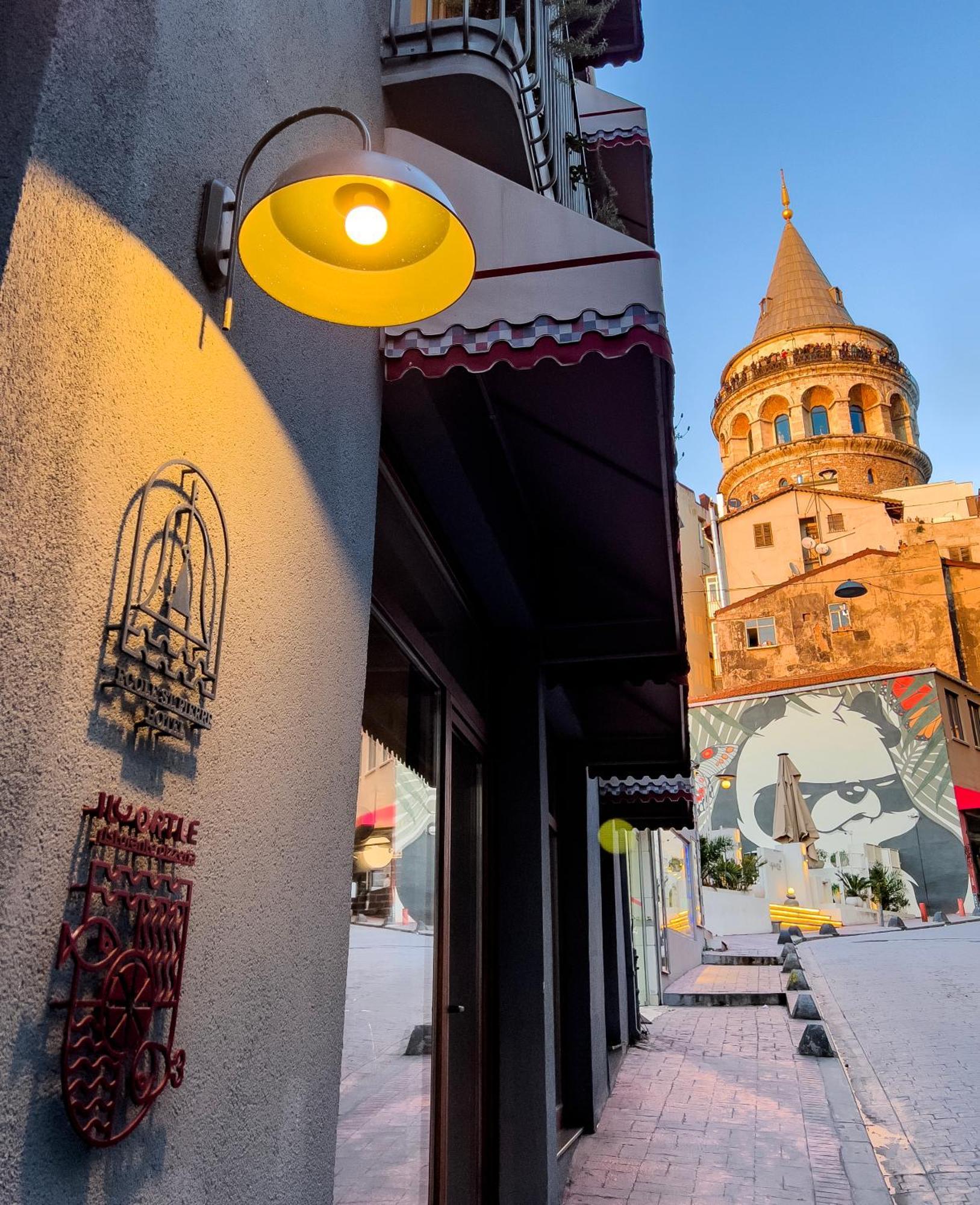 Ecole St. Pierre Hotel اسطنبول المظهر الخارجي الصورة