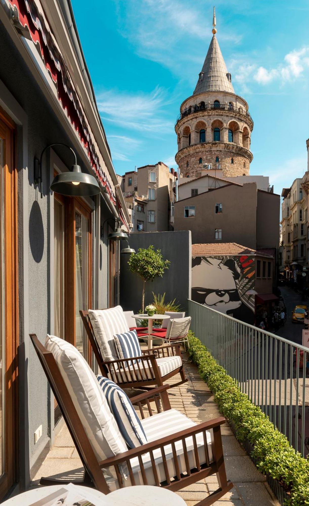 Ecole St. Pierre Hotel اسطنبول المظهر الخارجي الصورة